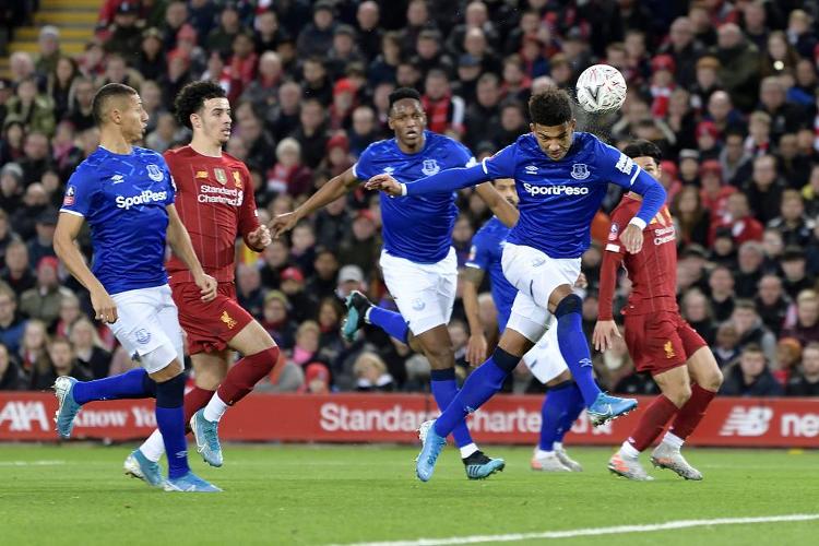 喜讯！南美冠军队主力国脚中卫为转会加盟国安，直接倒贴钱离队