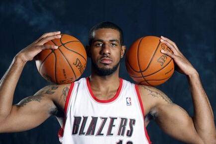 上担任多个 上担任多个