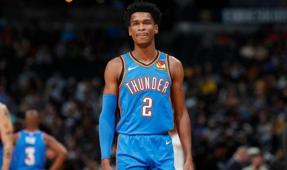 展现出强大 展现出强大