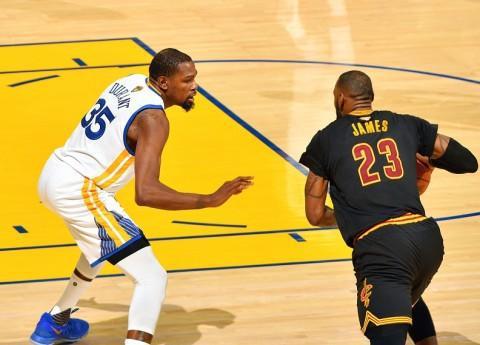 一个重组与 一个重组与