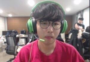 比赛中更为 比赛中更为