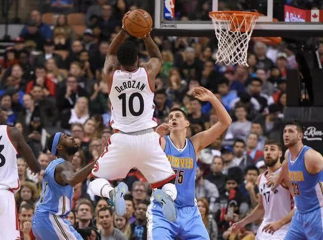 中距离投射 中距离投射